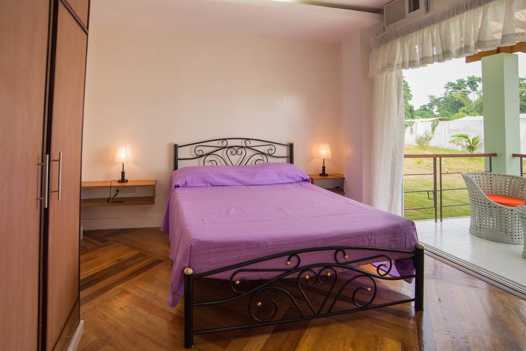 パングラオ オアジ フィオーレ ベッド&ブレックファースト Bed & Breakfast エクステリア 写真